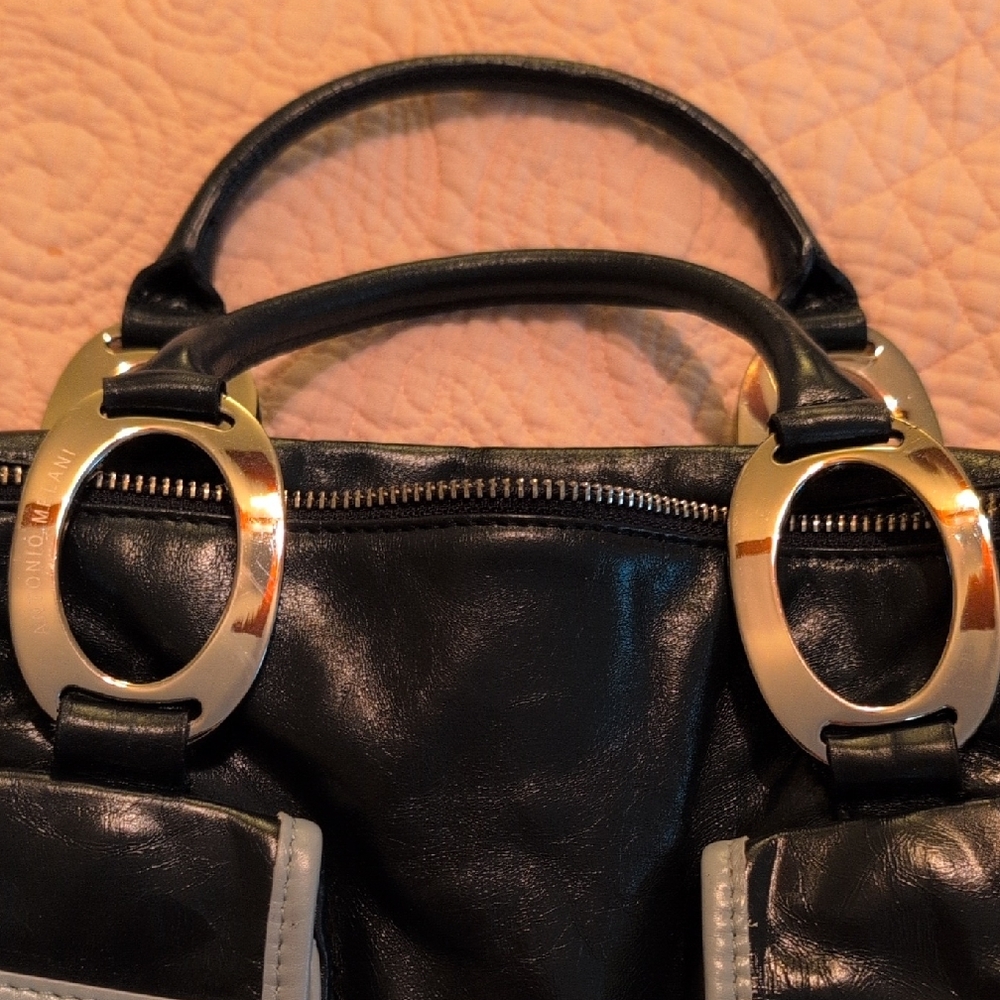 Elegant Navy Blue Leather Handbag